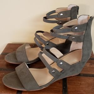 NWT NIB Kaari Blue Heel